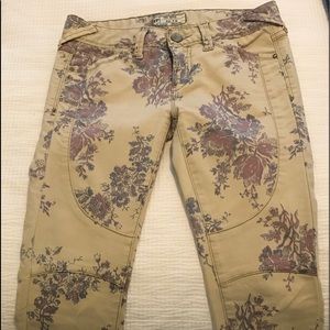 Free People Skinny Jeans